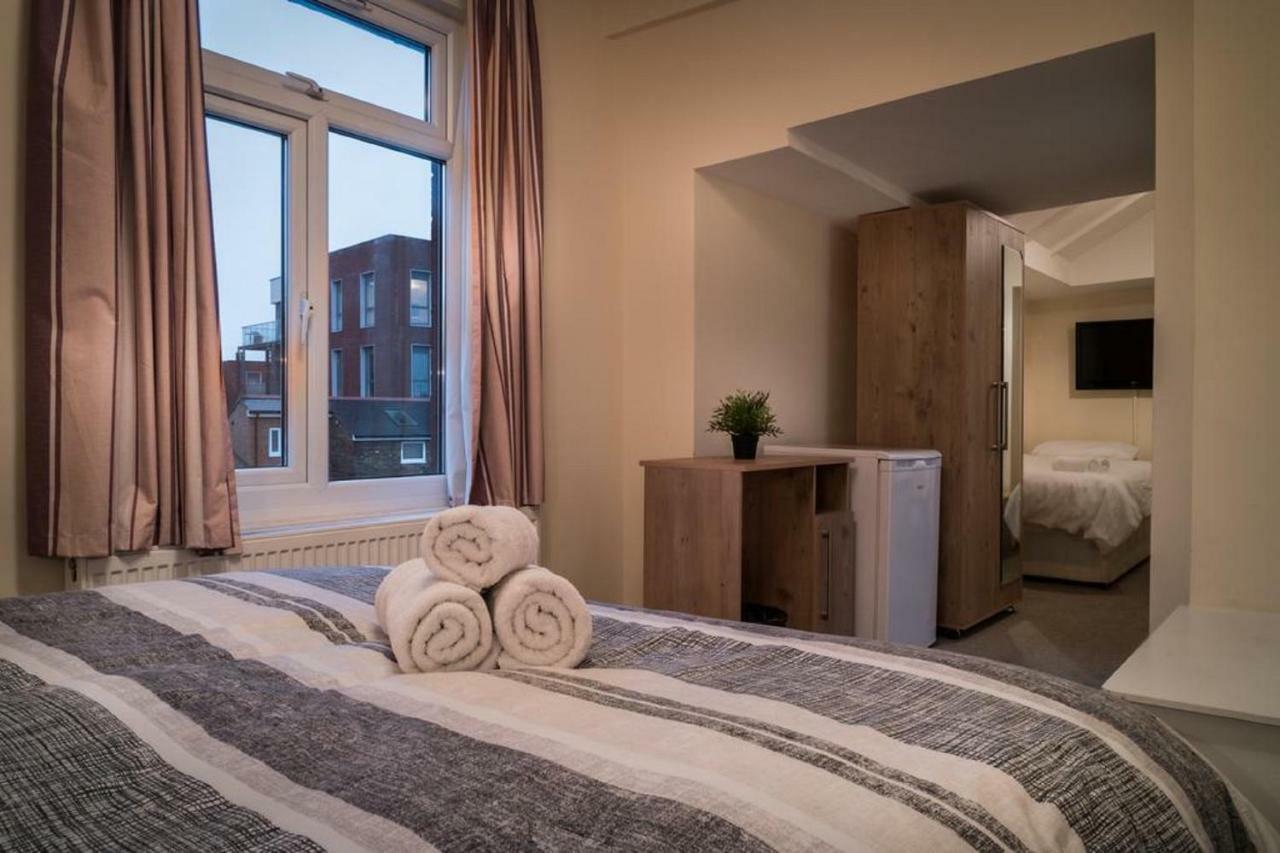 Acton Hill Hotel イーリング エクステリア 写真