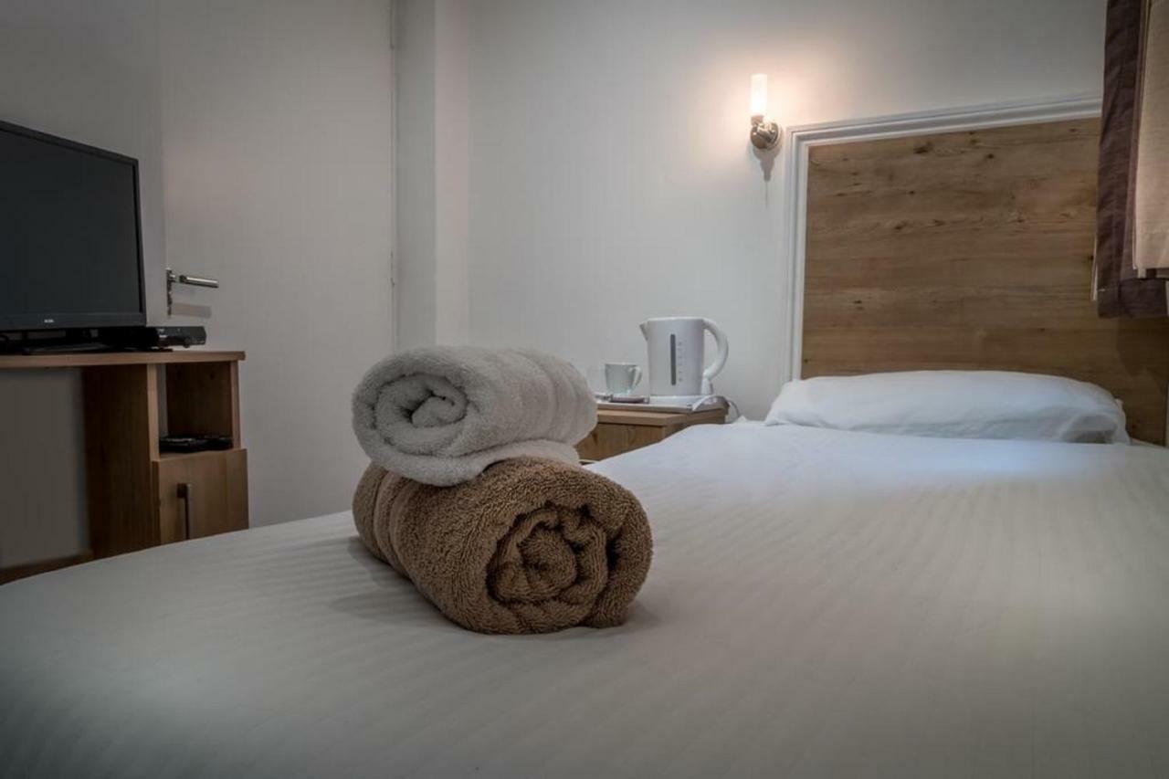 Acton Hill Hotel イーリング エクステリア 写真